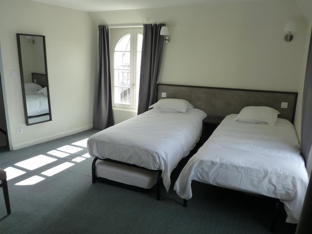 Hotel Beausejour Sainte-Suzanne  Exteriér fotografie